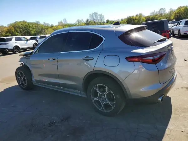 ZASFAKBN2J7B78004 2018 ALFA ROMEO STELVIO - Image 2