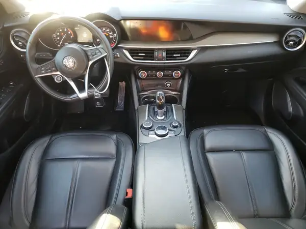 ZASFAKBN2J7C20669 2018 ALFA ROMEO STELVIO - Image 8