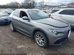 ZASFAKBN3J7B63074 2018 ALFA ROMEO STELVIO