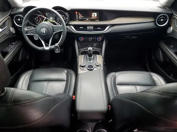 ZASFAKBN3J7B70882 2018 ALFA ROMEO STELVIO - Image 8