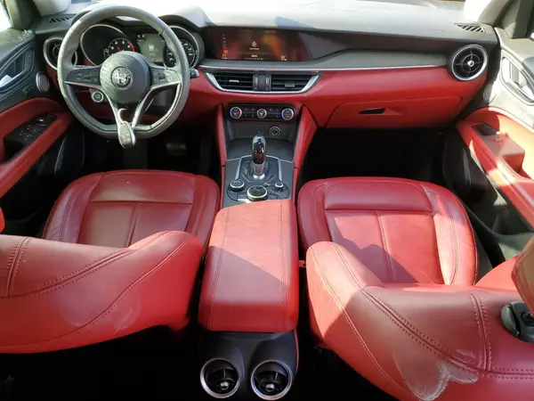 ZASFAKBN3J7B78755 2018 ALFA ROMEO STELVIO - Image 8