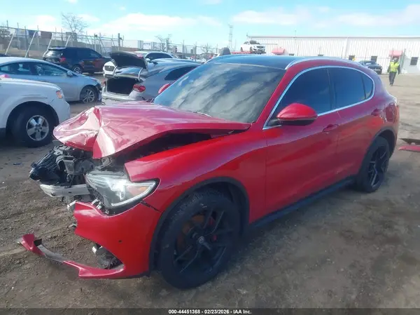 ZASFAKBN3J7B87763 2018 ALFA ROMEO STELVIO - Image 2