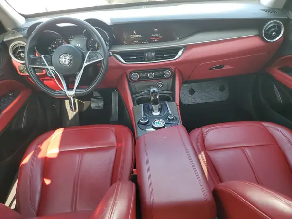 ZASFAKBN3J7C26917 2018 ALFA ROMEO STELVIO - Image 8