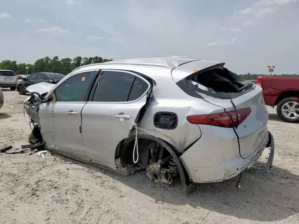 ZASFAKBN4J7C03534 2018 ALFA ROMEO STELVIO - Image 2
