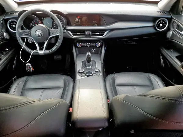 ZASFAKBN5J7B64131 2018 ALFA ROMEO STELVIO - Image 8
