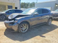 ZASFAKBN5J7C00111 2018 ALFA ROMEO STELVIO