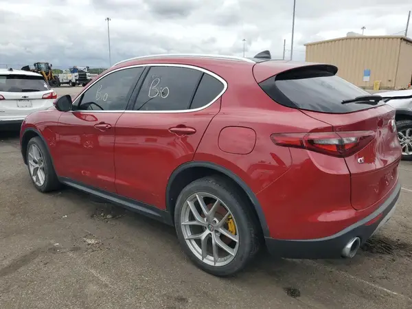 ZASFAKBN5J7C02828 2018 ALFA ROMEO STELVIO - Image 2