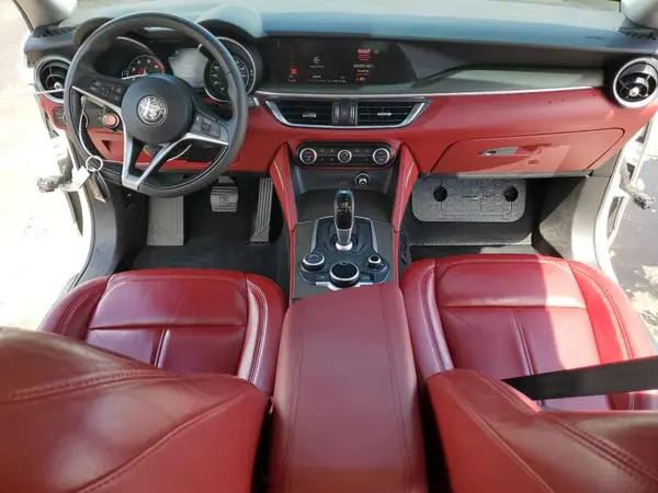 ZASFAKBN5J7C18172 2018 ALFA ROMEO STELVIO - Image 8