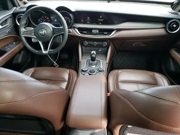 ZASFAKBN6J7B80421 2018 ALFA ROMEO STELVIO - Image 8