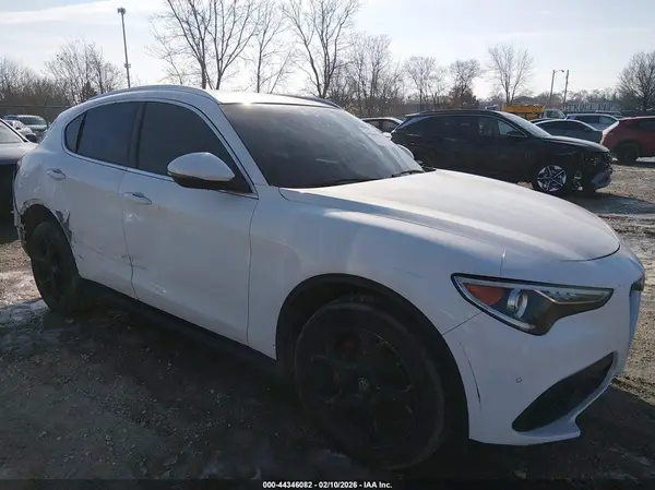 ZASFAKBN6J7B87739 2018 ALFA ROMEO STELVIO