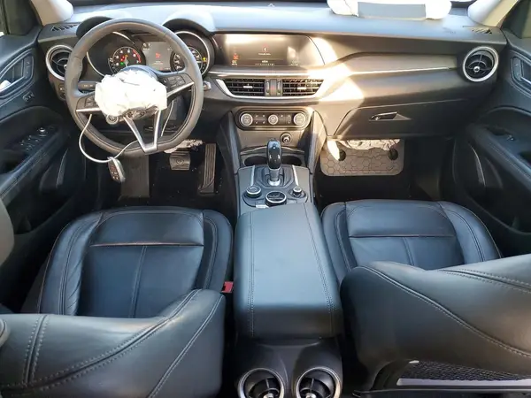 ZASFAKBN6J7B88244 2018 ALFA ROMEO STELVIO - Image 8