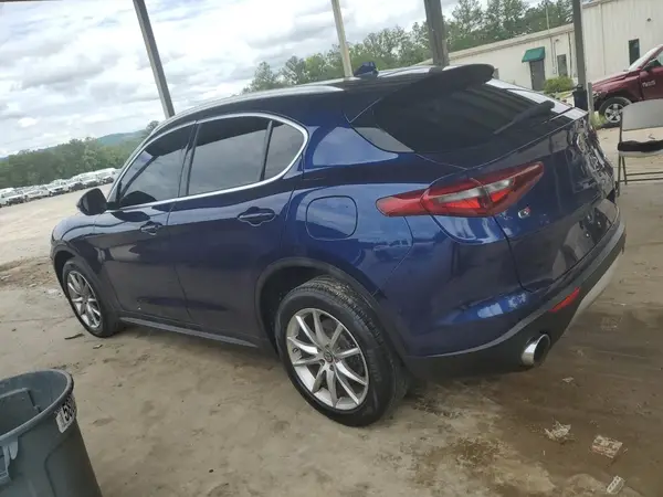 ZASFAKBN7J7B63644 2018 ALFA ROMEO STELVIO - Image 2