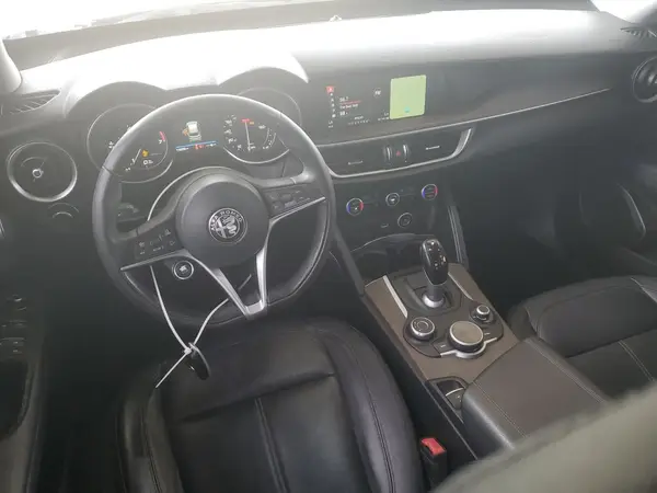 ZASFAKBN7J7B63644 2018 ALFA ROMEO STELVIO - Image 8