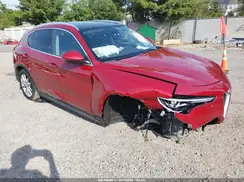 ZASFAKBN7J7B64373 2018 ALFA ROMEO STELVIO