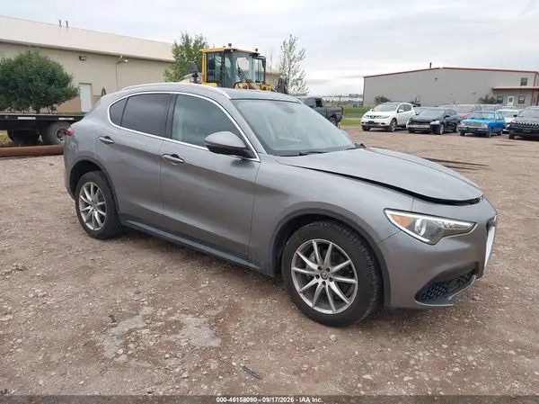 ZASFAKBN7J7B71534 2018 ALFA ROMEO STELVIO - Image 1