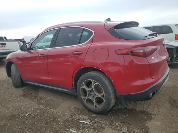 ZASFAKBN7J7B80170 2018 ALFA ROMEO STELVIO - Image 2