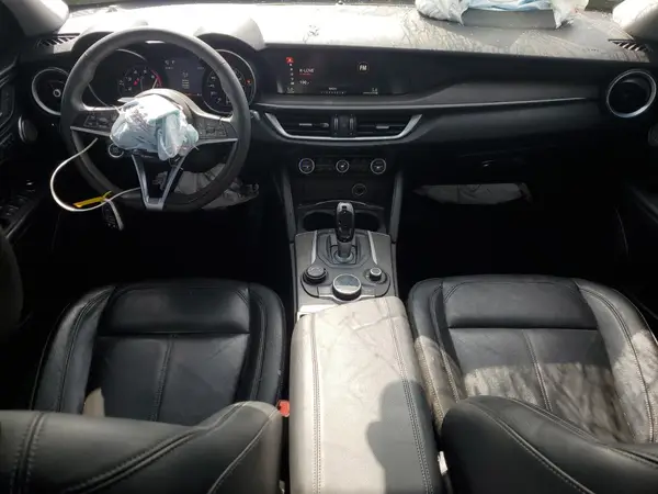 ZASFAKBN7J7B83604 2018 ALFA ROMEO STELVIO - Image 8