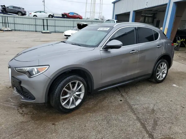 ZASFAKBN8J7B68660 2018 ALFA ROMEO STELVIO - Image 1