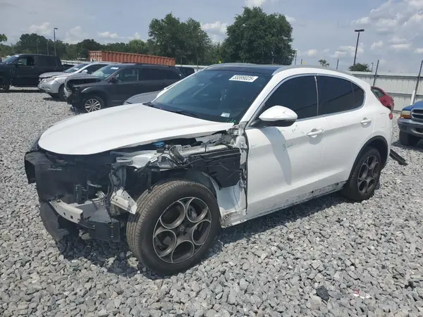 ZASFAKBN8J7B79495 2018 ALFA ROMEO STELVIO - Image 1