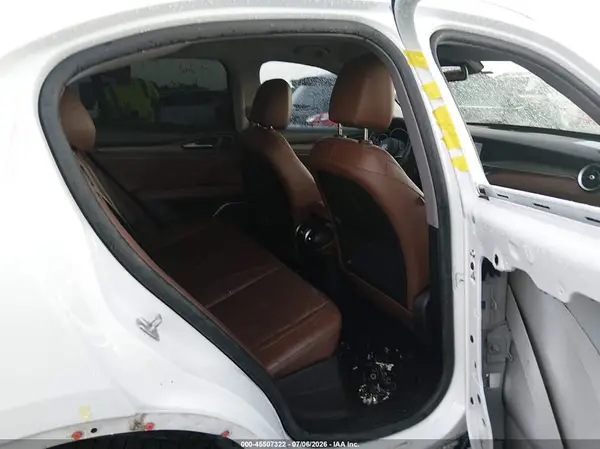 ZASFAKBN8J7B80694 2018 ALFA ROMEO STELVIO - Image 8