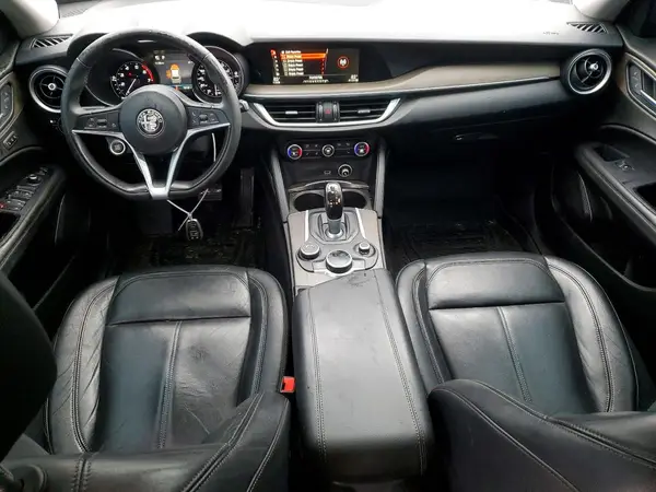 ZASFAKBN8J7B88228 2018 ALFA ROMEO STELVIO - Image 8