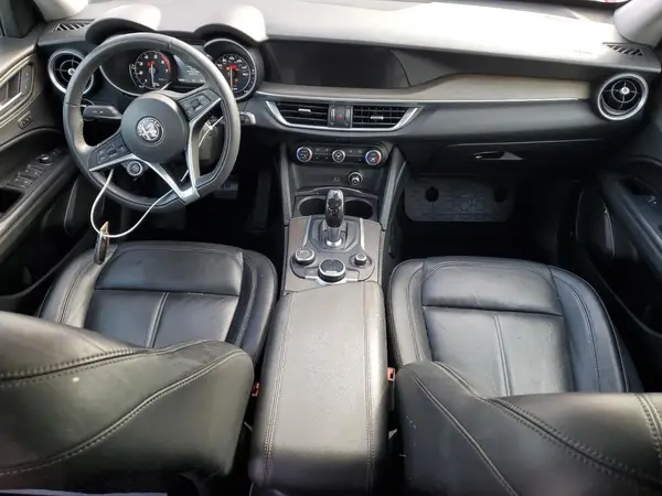 ZASFAKBN8J7C17145 2018 ALFA ROMEO STELVIO - Image 8