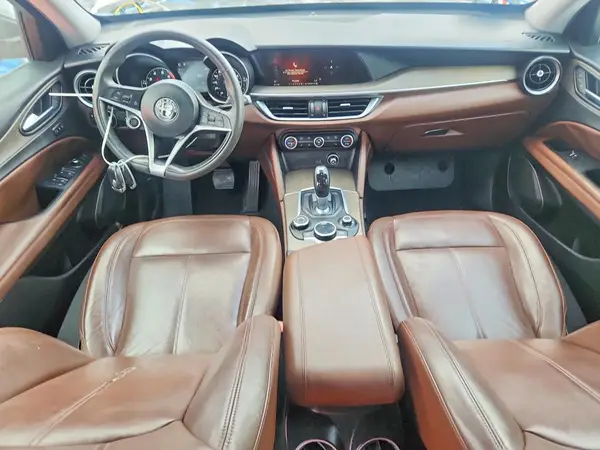ZASFAKBN8J7C24273 2018 ALFA ROMEO STELVIO - Image 8