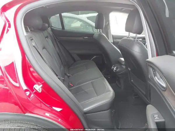 ZASFAKBN9J7B66156 2018 ALFA ROMEO STELVIO - Image 8