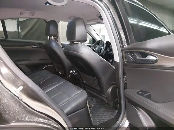 ZASFAKBN9J7B73110 2018 ALFA ROMEO STELVIO - Image 8