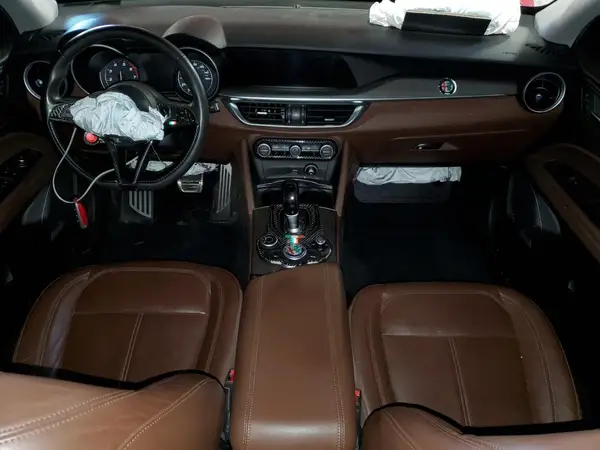 ZASFAKBN9J7B87749 2018 ALFA ROMEO STELVIO - Image 8