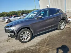 ZASFAKBNXJ7B59975 2018 ALFA ROMEO STELVIO