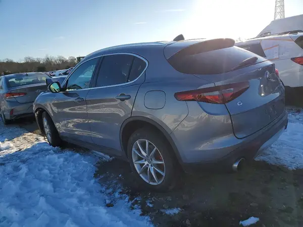 ZASFAKBNXJ7B80860 2018 ALFA ROMEO STELVIO - Image 2