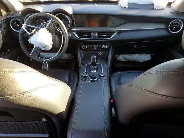 ZASFAKBNXJ7B80860 2018 ALFA ROMEO STELVIO - Image 8