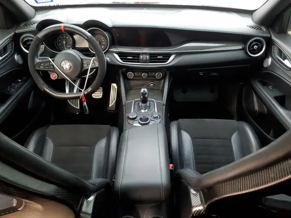 ZASFAKEV0J7C25297 2018 ALFA ROMEO STELVIO - Image 8