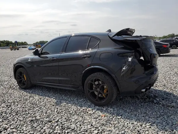 ZASFAKEV2J7C19386 2018 ALFA ROMEO STELVIO - Image 2