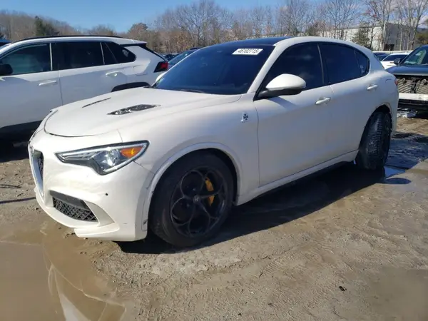 ZASFAKEV3J7C18974 2018 ALFA ROMEO STELVIO - Image 1
