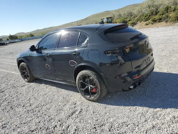 ZASFAKEV5J7C24212 2018 ALFA ROMEO STELVIO - Image 2