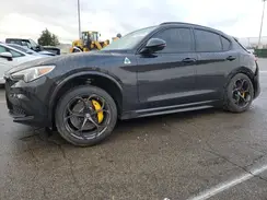ZASFAKEV8J7C17237 2018 ALFA ROMEO STELVIO