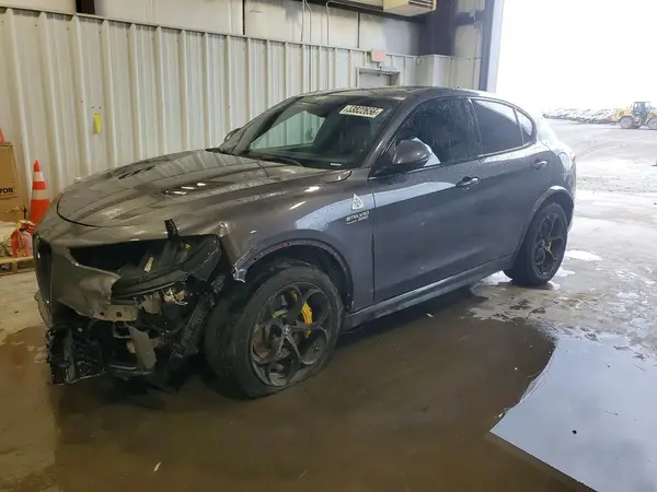 ZASFAKEV8J7C20154 2018 ALFA ROMEO STELVIO