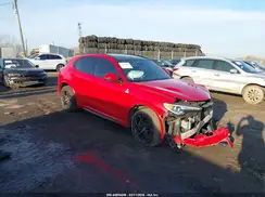 ZASFAKEVXJ7C20401 2018 ALFA ROMEO STELVIO
