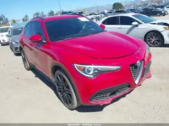 ZASFAKNN0J7B73041 2018 ALFA ROMEO STELVIO