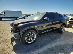 ZASFAKNN0J7B76201 2018 ALFA ROMEO STELVIO