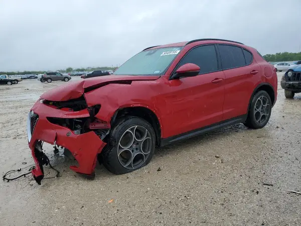ZASFAKNN0J7B83066 2018 ALFA ROMEO STELVIO - Image 1