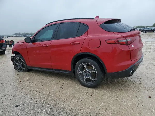 ZASFAKNN0J7B83066 2018 ALFA ROMEO STELVIO - Image 2