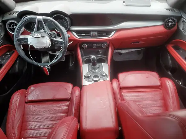 ZASFAKNN0J7B83066 2018 ALFA ROMEO STELVIO - Image 8