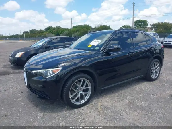 ZASFAKNN0J7C01260 2018 ALFA ROMEO STELVIO - Image 2