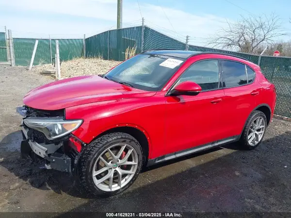 ZASFAKNN1J7B64820 2018 ALFA ROMEO STELVIO - Image 2