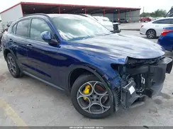 ZASFAKNN1J7B66986 2018 ALFA ROMEO STELVIO