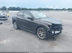 ZASFAKNN2J7B72943 2018 ALFA ROMEO STELVIO