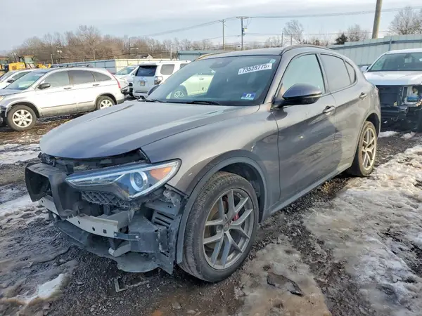 ZASFAKNN2J7B87331 2018 ALFA ROMEO STELVIO